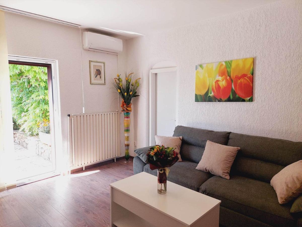 Apartmán Rubin Ika Exteriér fotografie